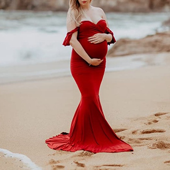 Mermaid Maternity Gown - Picture 4 of 13